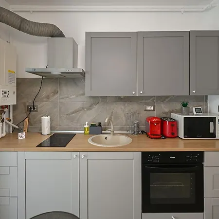 Апартаменты Eviana Sea View Apartment- & Pools