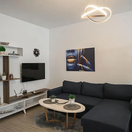 Eviana Sea View Apartment- & Pools *