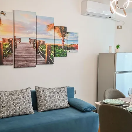 Eviana Sea View Apartment- & Pools