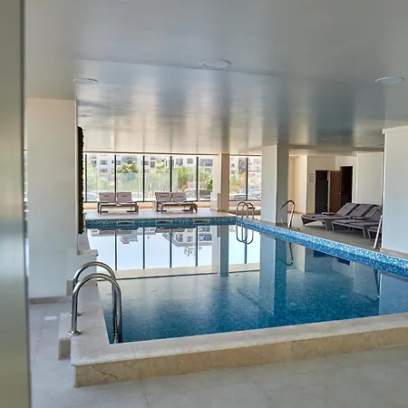 Eviana Sea View Apartment- & Pools Apartament Mamaja