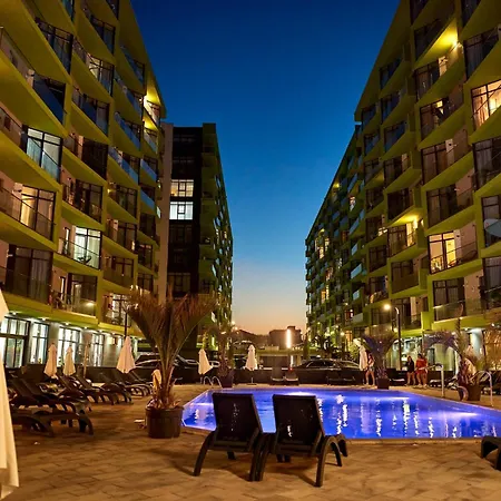 Eviana Sea View Apartment- & Pools Apartmán *